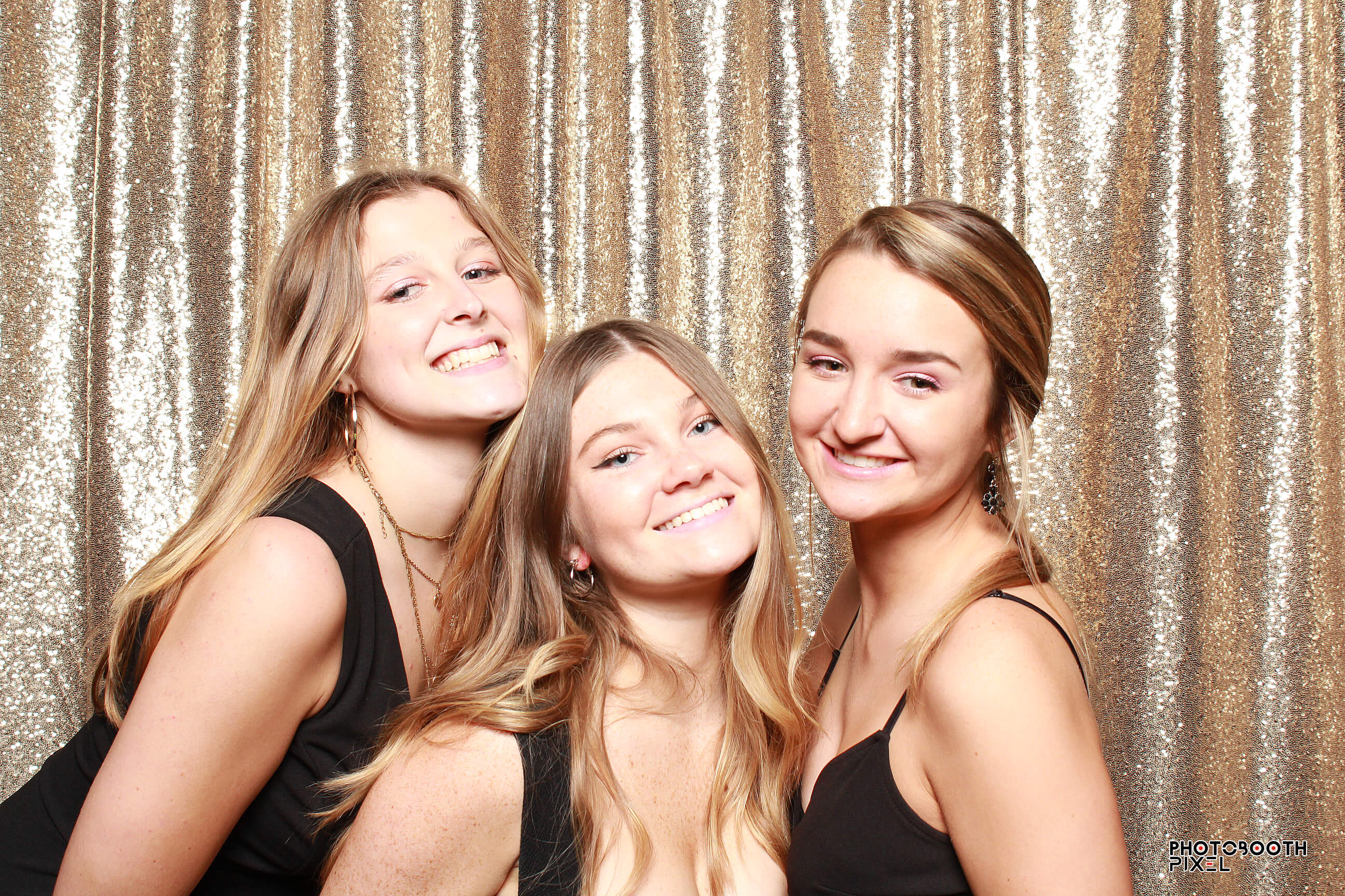 Alpha Chi Omega Formal | View more photos from the event at gallery.photoboothpixel.com/u/PhotoBoothPixel/Alpha-Chi-Omega-Formal